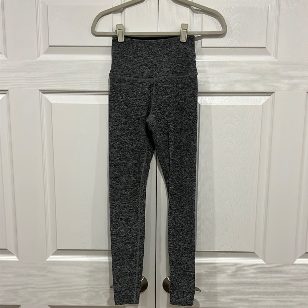 BEYOND YOGA Space Dye Leggings 26” Womens Black Gray Size Small